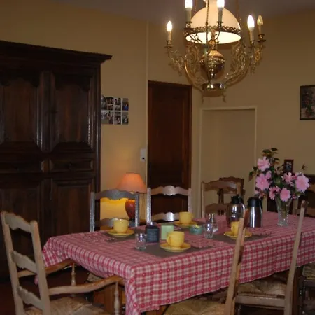 Le Manoir Du Butel Nocleg ze śniadaniem 3*