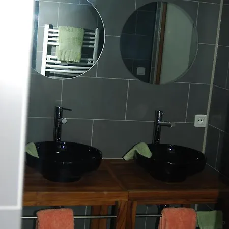 Le Manoir Du Butel Bed & Breakfast 3*