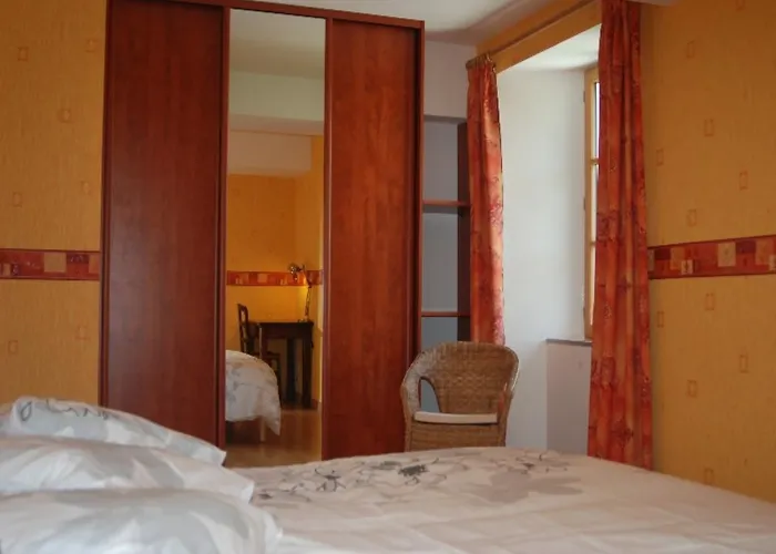 Le Manoir Du Butel Bed & Breakfast