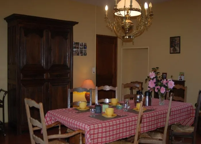 Le Manoir Du Butel Bed & Breakfast 3*