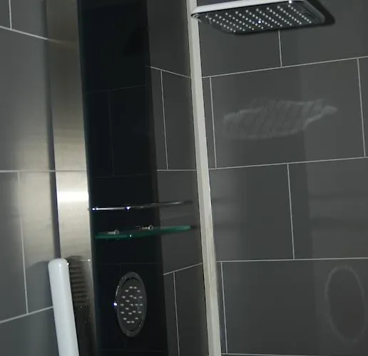 Le Manoir Du Butel Bed & Breakfast